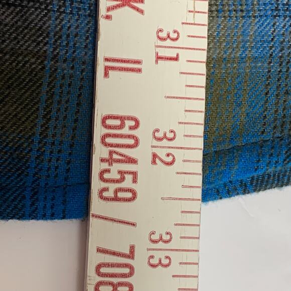 Legendary Whitetails Shirt Buck Camp Mens XL Blue Tan Plaid Flannel Button Up - Picture 13 of 13